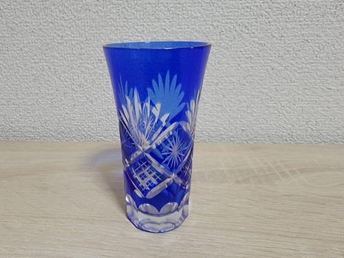 Tazza vetro taglio - in,