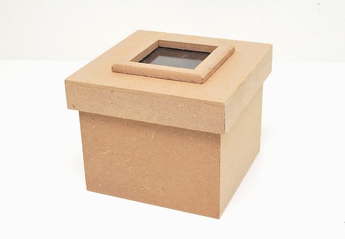 Scatola mdf con vetro - in,