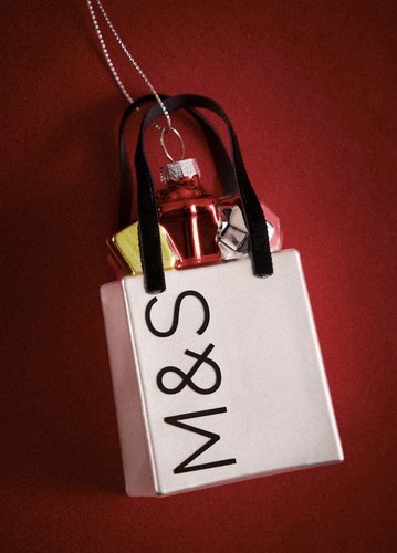 Nuovo con etichette m - nuovo, m&s